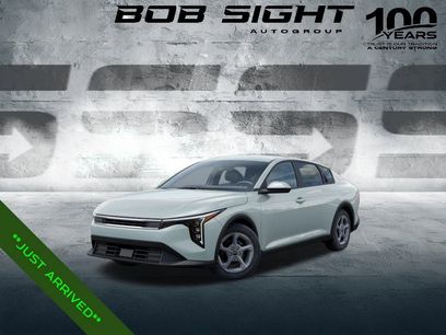 New 2025 Kia K4 LXS