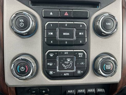 Used 2016 Ford F350 Lariat w/ Lariat Ultimate Package image 27