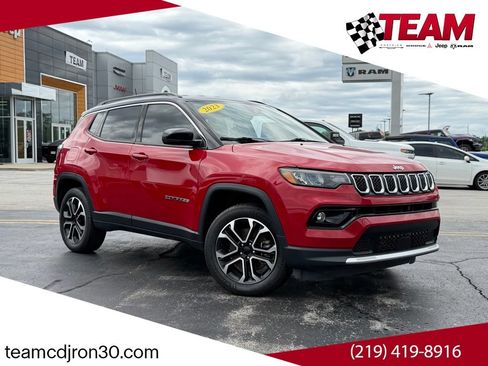 Used 2023 Jeep Compass Limited AWD/4WD image 1
