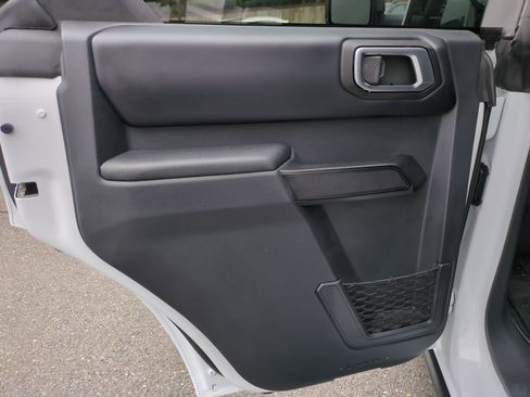 Used 2025 Ford Bronco Badlands AWD/4WD image 29
