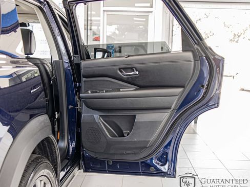 Used 2022 Nissan Pathfinder SL w/ SL Premium Package AWD/4WD image 41