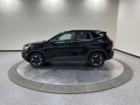 Used 2024 Kia Seltos EX AWD/4WD image 10