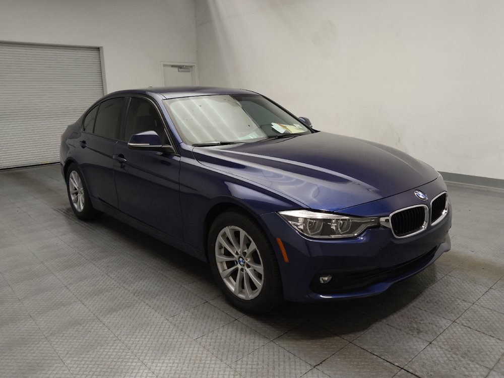 Used 2018 BMW 320i Sedan RWD image 13
