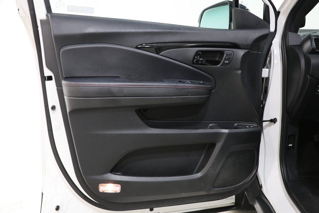 Used 2024 Honda Passport Black Edition image 20