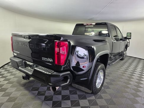 Used 2021 Chevrolet Silverado 3500 High Country AWD/4WD image 5