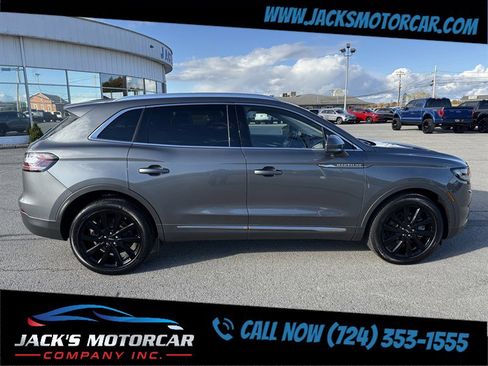 Used 2023 Lincoln Nautilus Reserve w/ Monochromatic Package image 6