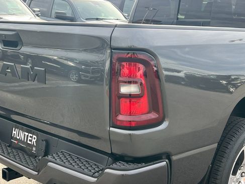 New 2026 RAM 1500 Express image 15
