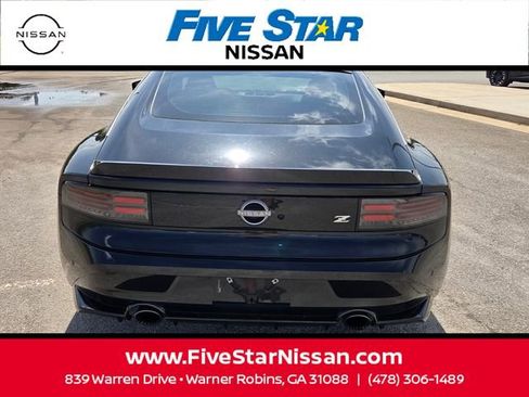 Used 2024 Nissan Z Performance w/ Floor Mat Package RWD image 7