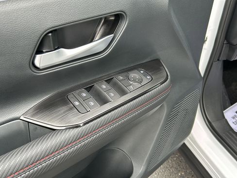 New 2026 Nissan Kicks SR image 15