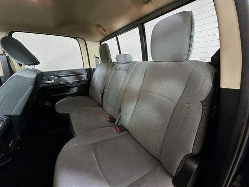 Used 2019 RAM 2500 Big Horn image 22