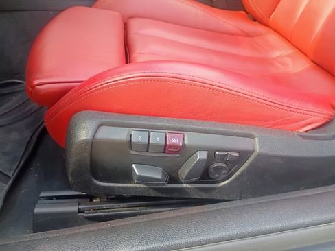 Used 2015 BMW M4 Convertible RWD image 37