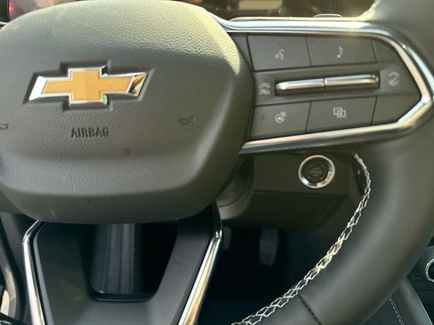 New 2026 Chevrolet Traverse LT FWD image 18