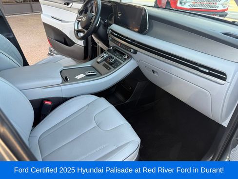 Used 2025 Hyundai Palisade SEL AWD/4WD image 17