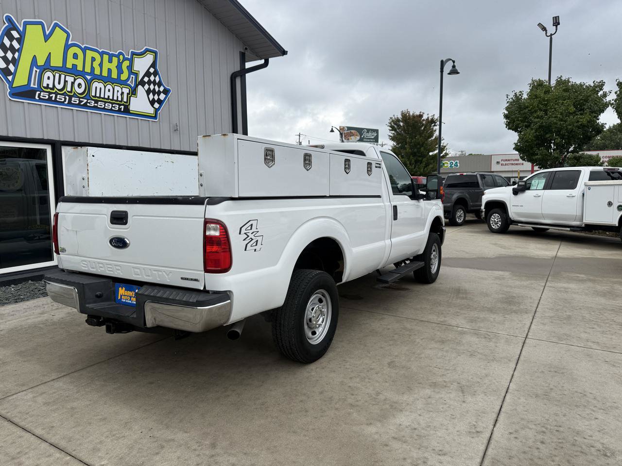 Used 2015 Ford F250 XL w/ Power Equipment Group AWD/4WD image 8
