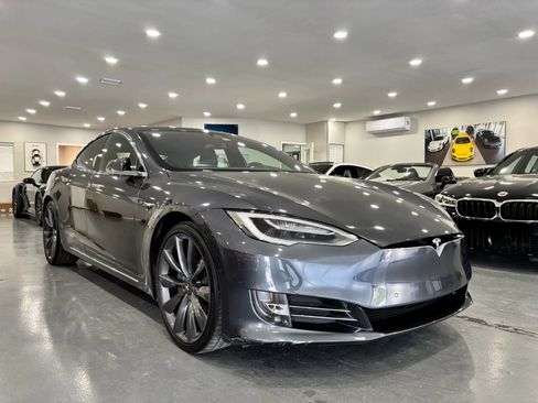 Used 2017 Tesla Model S 75 image 1