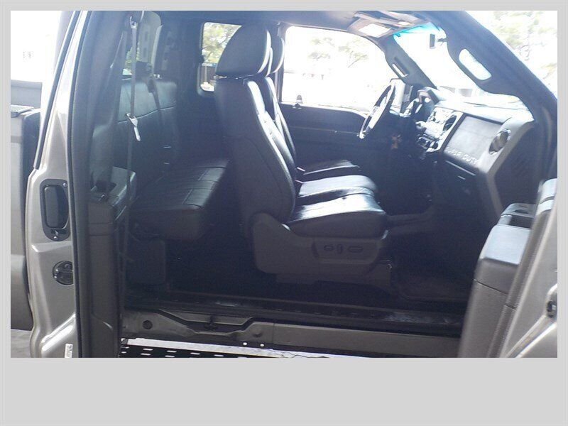 Used 2011 Ford F350 Lariat w/ Lariat Interior Pkg AWD/4WD image 42