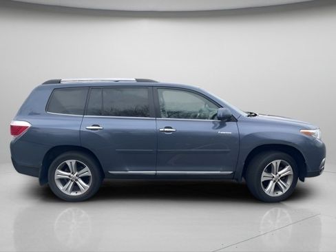 Used 2012 Toyota Highlander Limited w/ Tow Pkg image 5