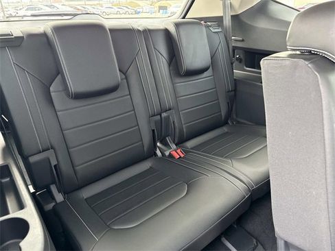 Certified 2025 Volkswagen Atlas SEL image 19