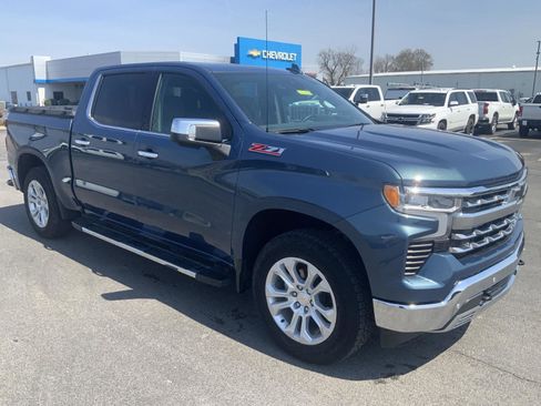 Used 2024 Chevrolet Silverado 1500 LTZ w/ LTZ Premium Package image 2
