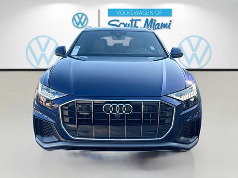 Used 2021 Audi Q8 Premium Plus image 2