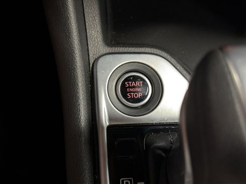 Used 2025 Nissan Sentra SV FWD image 23