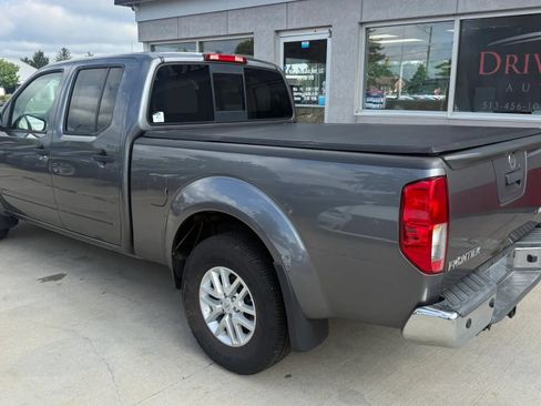 Used 2018 Nissan Frontier SV w/ Value Truck Package AWD/4WD image 4