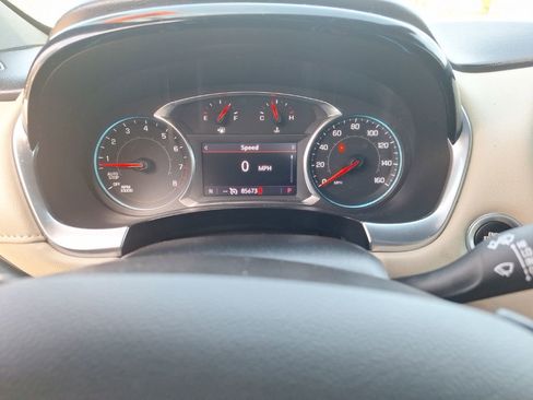 Certified 2022 Chevrolet Traverse LT image 40