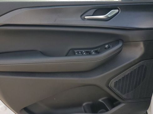 New 2026 Jeep Grand Cherokee L L LAREDO X 4X2 image 24