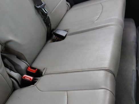 Used 2011 GMC Acadia Denali image 26