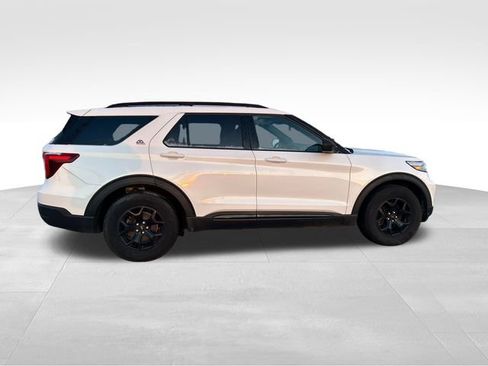 Used 2022 Ford Explorer Timberline image 6