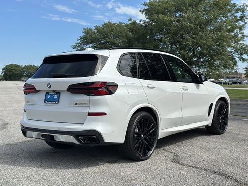 New 2026 BMW X5 M60i image 7
