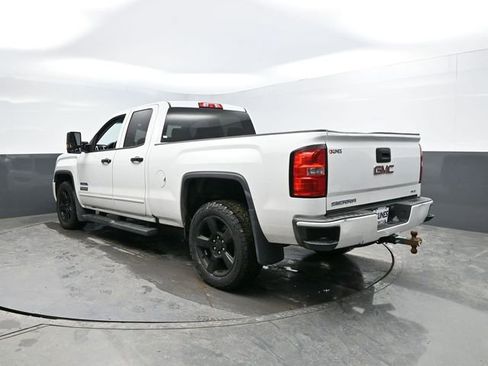 Used 2017 GMC Sierra 1500 SLE image 6