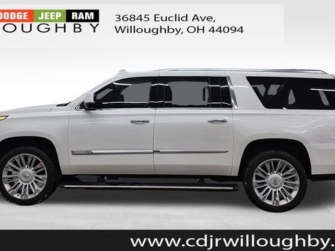 Used 2018 Cadillac Escalade ESV Platinum image 5