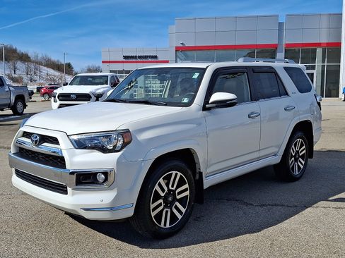 Used 2019 Toyota 4Runner Limited image 3