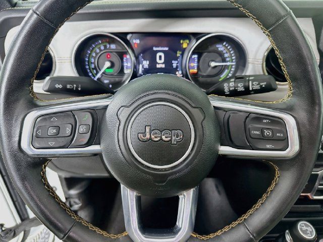 Used 2023 Jeep Wrangler Unlimited Sahara AWD/4WD image 22