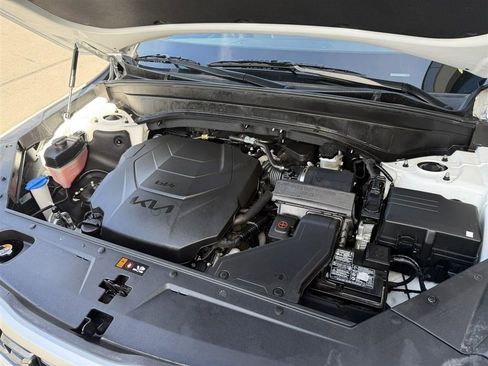 Used 2025 Kia Telluride S image 35