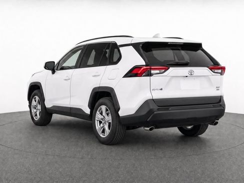 Used 2025 Toyota RAV4 XLE AWD/4WD image 3