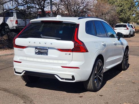 New 2026 Volvo XC60 B5 Ultra w/ Protection Package Premier image 24