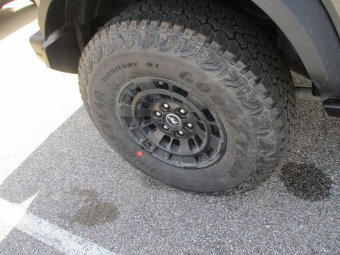 New 2026 Ford Bronco Badlands AWD/4WD image 23