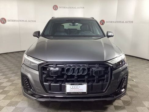 Used 2025 Audi Q7 2.0T Premium Plus w/ Premium Plus Package image 2