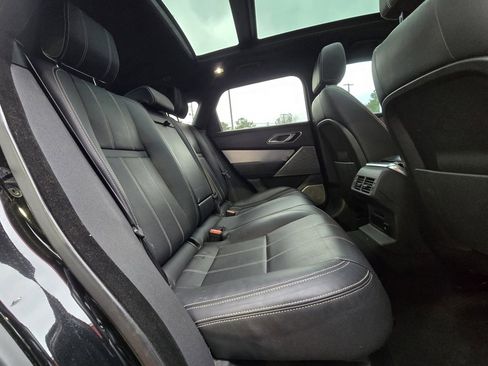 Used 2021 Land Rover Range Rover Velar R-Dynamic S image 21