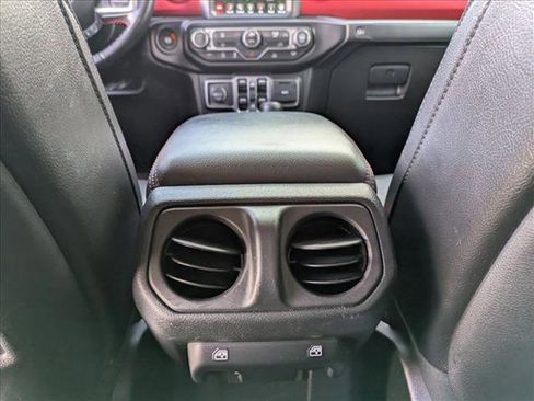 Used 2022 Jeep Gladiator Rubicon w/ LED Lighting Group image 18