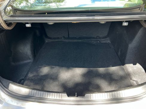 Used 2024 Chevrolet Malibu LT image 24