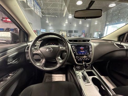 Used 2019 Nissan Murano SV AWD/4WD image 23