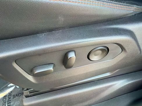 Used 2024 GMC Sierra 1500 AT4 w/ Technology Package image 20