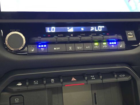 Certified 2025 Toyota Tundra TRD Pro AWD/4WD image 15