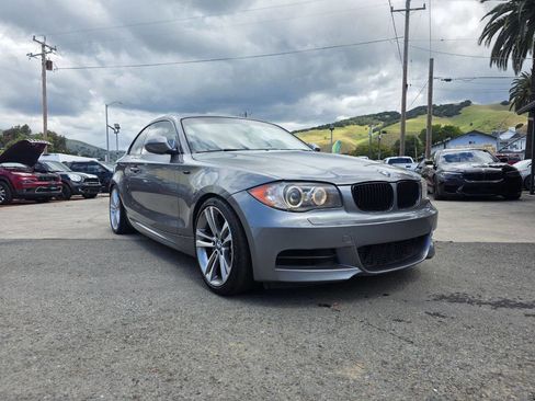 Used 2011 BMW 135i Coupe w/ Premium Pkg image 1
