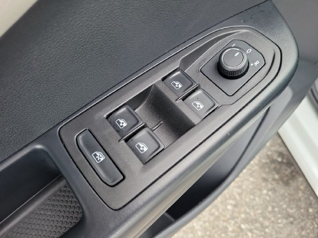 Certified 2026 Volkswagen Taos S FWD image 13