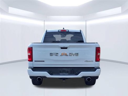 Used 2025 RAM 1500 Big Horn AWD/4WD image 5