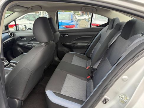 Used 2025 Nissan Versa SV FWD image 23